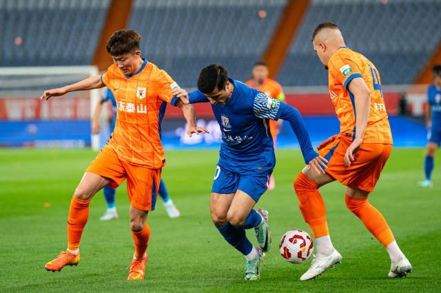 星空体育官方入口-申花登泰山成功领跑中超 斯卢茨基达成百分目标